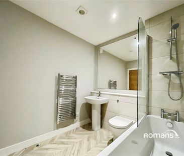 2 bedroom apartment to rent - Photo 5