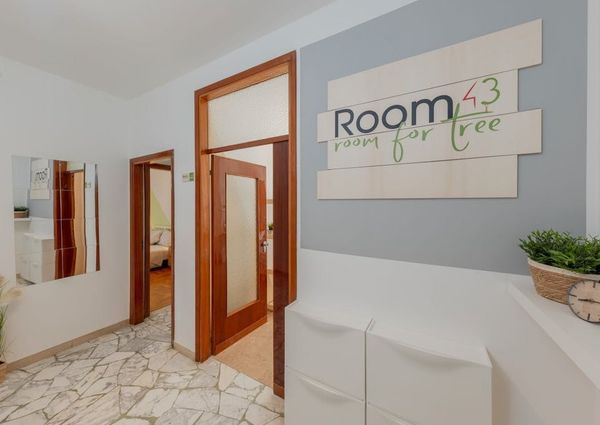 Via Cesare Cremonino, Padova, Veneto 35124