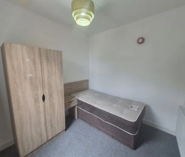 Elm Avenue, NG3, Property for rent - Photo 3
