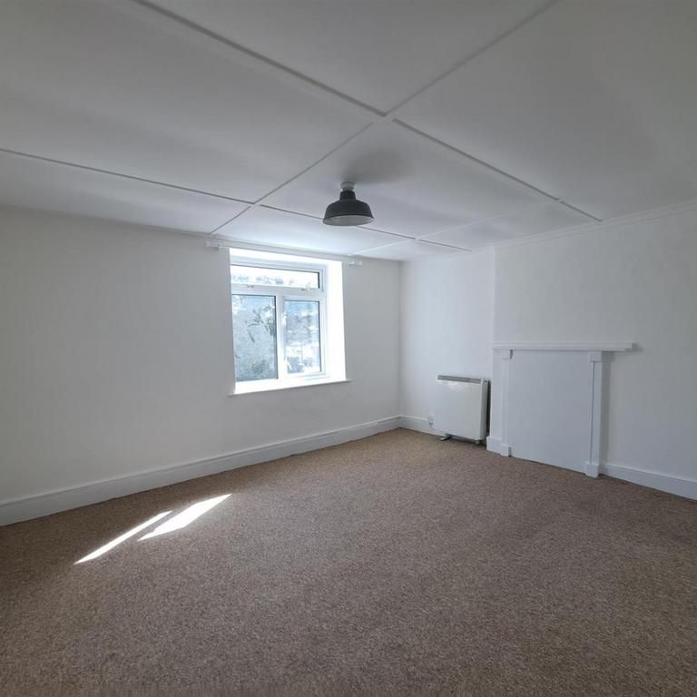 2 bedroom cottage to rent - Photo 1