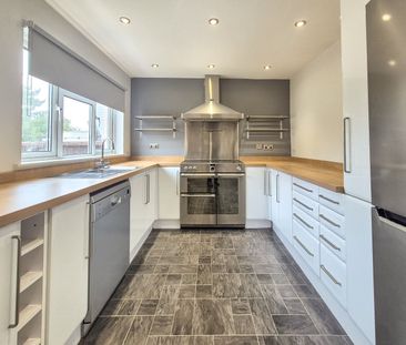 Weaverhead Close, CM6, Dunmow - Photo 1