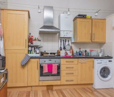 Studio Flat, Whatley Road, BS8 - Photo 2