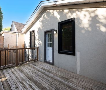 For Lease - 69 Rockcliffe Boulevard Unit# Main Floor, Toronto, Ontario - Photo 6