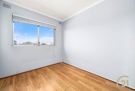 2 Bedroom Unit, in a Prime Location! - Photo 2