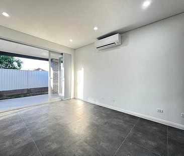 17A Rowley Street, Smithfield NSW 2164 - Photo 4