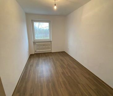 Hier findet jeder seinen Platz: 3,5-Zimmer-Stadtwohnung - Photo 1