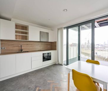 Studio to rent - Photo 3