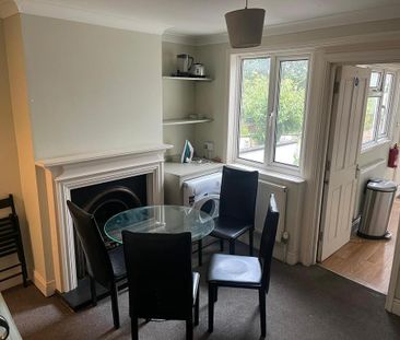 1 bedroom semi-detached house to rent - Photo 4