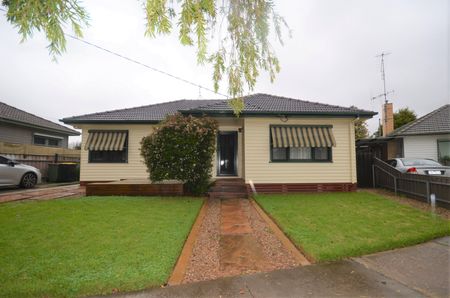 44 Montgomery Crescent, White Hills - Photo 5