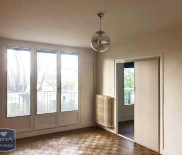Appartement à louer 4 pièces 77.68m² - Photo 2