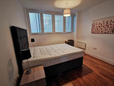 2 bedroom flat to rent - Photo 5