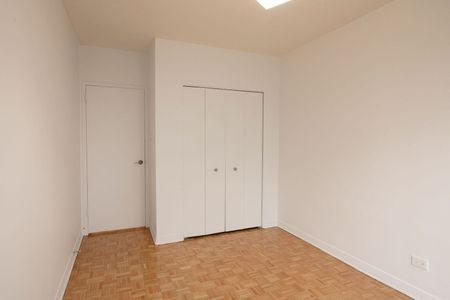 900 Rockland Avenue - Photo 3