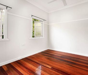 Clayfield Post War Cottage - Photo 1