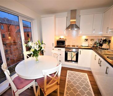 2 bedroom flat to rent - Photo 6