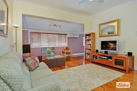 Family Home - Photo 3