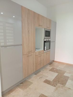 Location Maison 4 pièces 110m² LE TAMPON 97430 - Photo 1