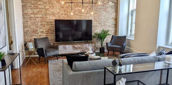 Appartement spacieux 2 chambres dans le Vieux-Montréal - Photo 2