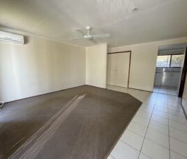 1/66 Dawn Parade, Miami QLD 4220 - Photo 2