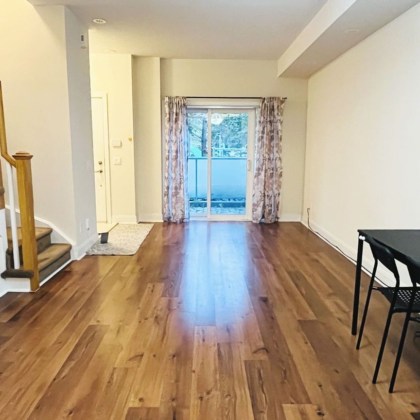 For Lease - 310 Village Green Square Unit# 11, Toronto, Ontario - Photo 1