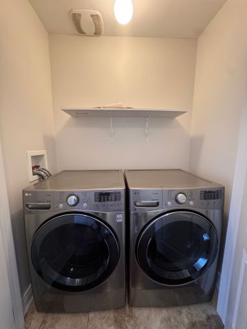 For Lease - 43 Mack Clement Lane, Richmond Hill, Ontario - Photo 5