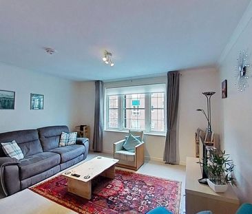 2 bedroom flat to rent - Photo 2