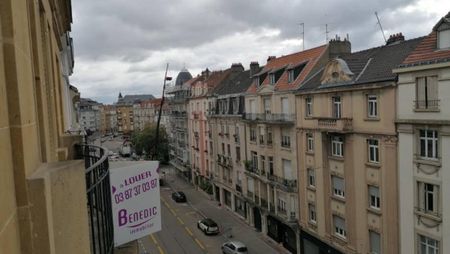 * Bel appartement F4 à louer quartier gare en parfait état - Photo 5