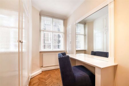 A well presented two bedroom property in one of Mayfair's most sought after locations. - Photo 4
