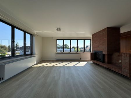 Appartement te huur in Sint-Amandsberg - Photo 3