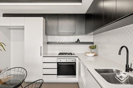 UNFURNISHED 1 BEDROOM APARTMENT IN WEST END - Photo 5