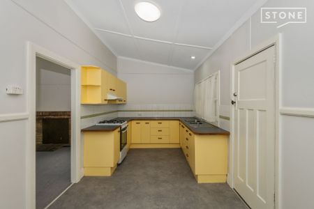 Newly Renovated 3-Bedroom Home - Photo 2