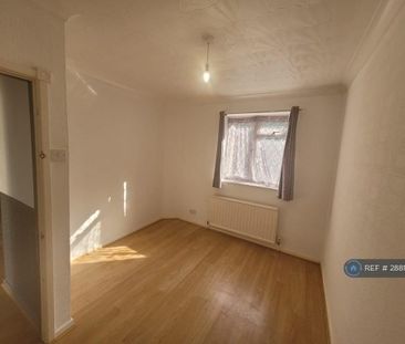 3 bedroom bungalow to rent - Photo 6
