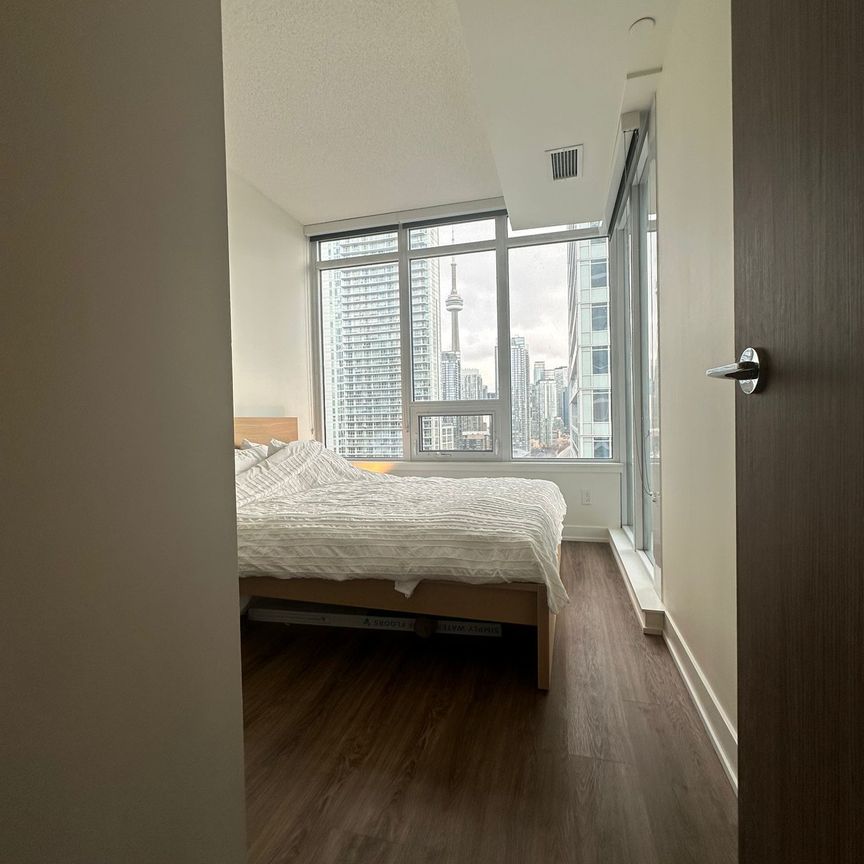 For Lease - 19 Bathurst Street Unit# 2109, Toronto, Ontario - Photo 1