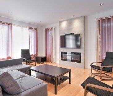 Maison à étages à louer - Brossard (Noms de rues (A)) Maison à étag... - Photo 2