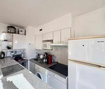 Location Appartement 2 pièces Meublé 42m² NICE 06000 - Photo 6