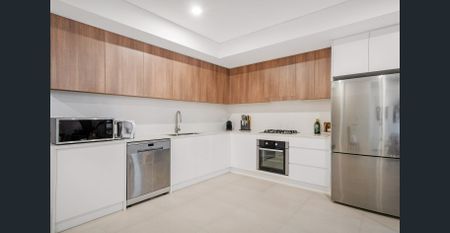 Stunning Apartment, Close to everything - Photo 5