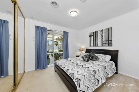 53 Flinders Crescent, Wyndham Vale. - Photo 2