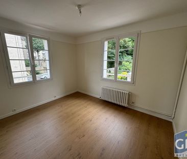 Location Appartement 5 pièces 93m² - Photo 3