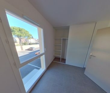 Location Maison 3 pièces 65m² CARPENTRAS 84200 - Photo 2