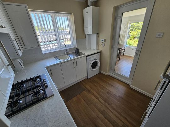 2 bedroom semi-detached bungalow to rent - Photo 1