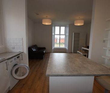 Roseangle, West End - Photo 2