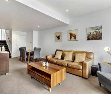 In The Heart Of The City! - Photo 4