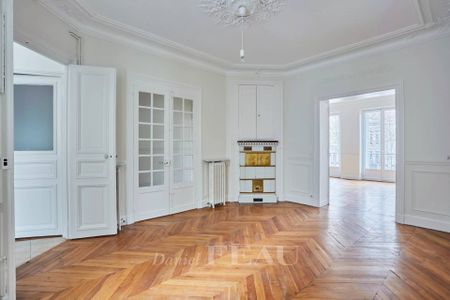 Location appartement, Paris 7ème (75007), 6 pièces, 124.1 m², ref 86407571 - Photo 4