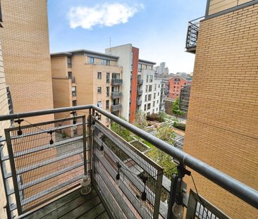2 bedroom apartment to rent - Photo 3