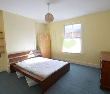 5 bedroom terraced house to rent - Photo 5