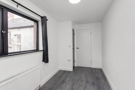 21 Bloomfield Street, Belfast, BT5 5AU - Photo 4