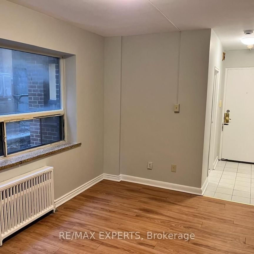 For Lease - 3261A Lake Shore Boulevard Unit# 102, Toronto, Ontario - Photo 1