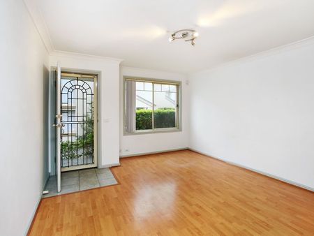 1/67-73 Connells Point Road, South Hurstville NSW 2221 - Townhouse For Rent | Domain - Photo 4