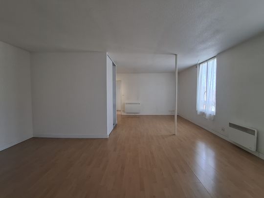Location Appartement 2 pièces 55m² VICHY 03200 - Photo 1