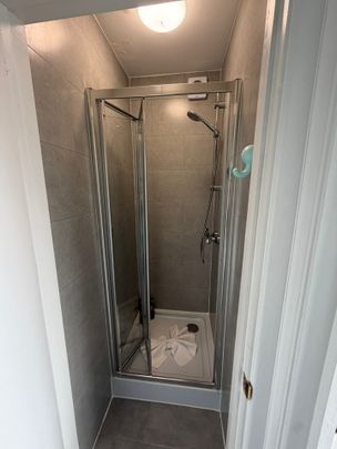 Studio Flat, Colindeep Gardens, NW4 - Photo 1