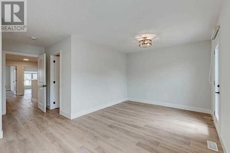 For Lease - 1870 Aldersbrook Gate Unit# 29, London North, Ontario - Photo 5